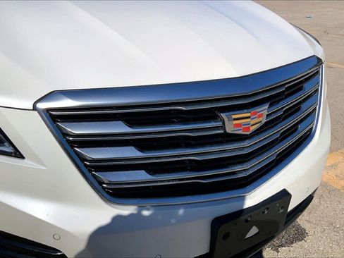 Used 2017 Cadillac XT5 Luxury w/ Driver Awareness Package image 29