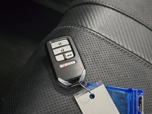 Used 2018 Honda Civic EX-L image 33