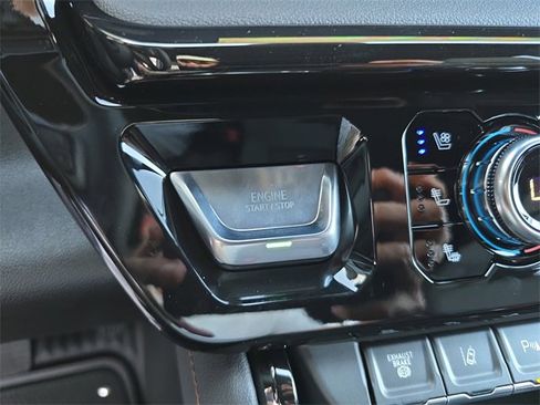 New 2026 GMC Sierra 2500 AT4 w/ AT4 Premium Plus Package image 27