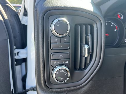 Used 2025 GMC Sierra 2500 Pro AWD/4WD image 29