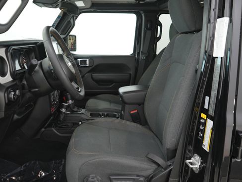 Used 2024 Jeep Wrangler Unlimited Sport AWD/4WD image 23