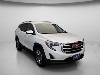 Used 2020 GMC Terrain SLT image 1