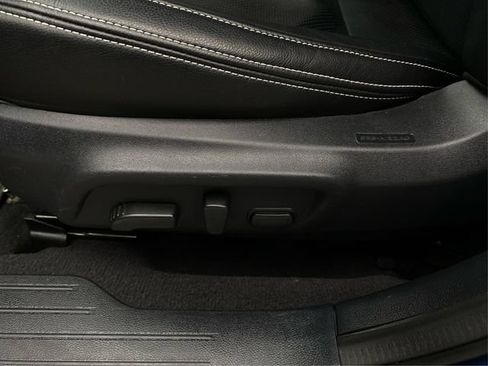 Used 2019 Subaru Outback 3.6R Limited AWD/4WD image 25