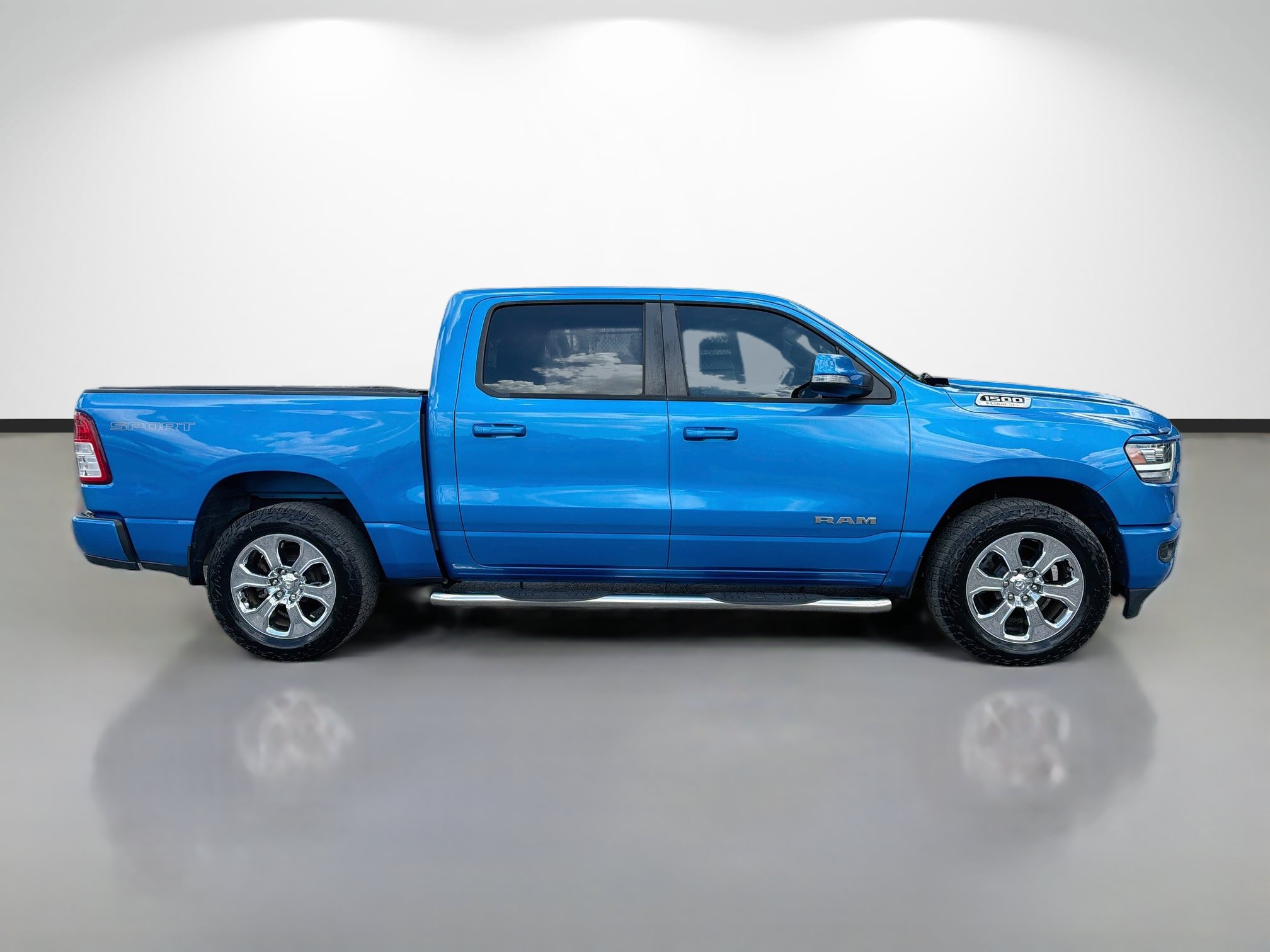 Used 2021 RAM 1500 Big Horn AWD/4WD image 2