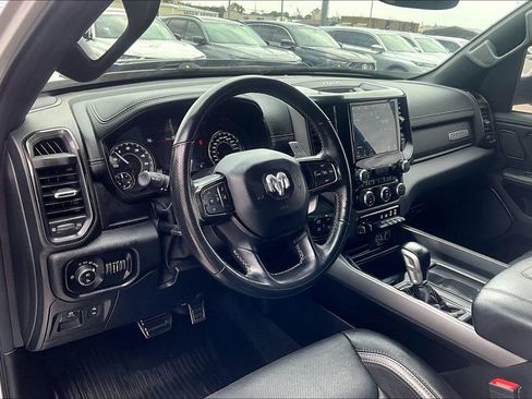 Used 2022 RAM 1500 Laramie AWD/4WD image 15