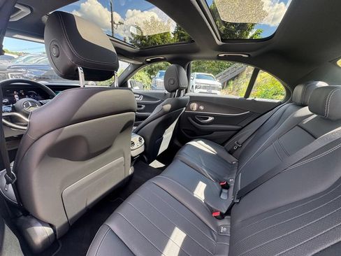 Used 2023 Mercedes-Benz E 350 4MATIC Sedan image 20
