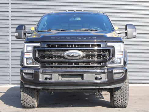 Used 2022 Ford F350 Lariat w/ Tremor Off-Road Package image 2