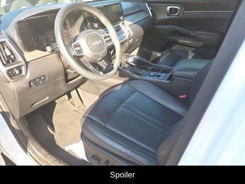 Used 2023 Kia Sorento EX w/ Panoramic Sunroof Package FWD image 12