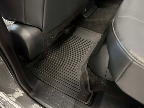 Used 2024 Lexus GX 550 image 23