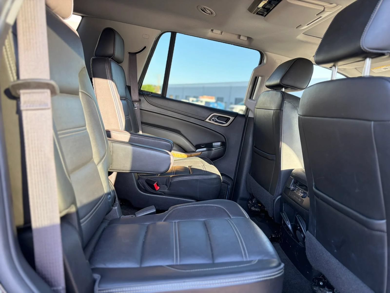 Used 2017 GMC Yukon Denali w/ Open Road Package RWD image 16