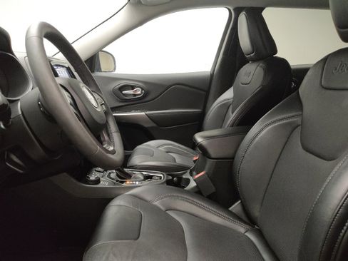 Used 2022 Jeep Cherokee Limited image 17