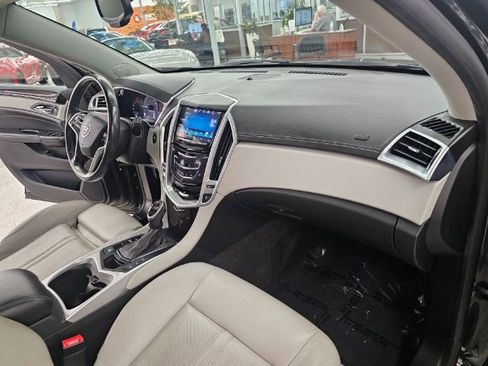 Used 2016 Cadillac SRX Luxury w/ Driver Awareness Package image 8