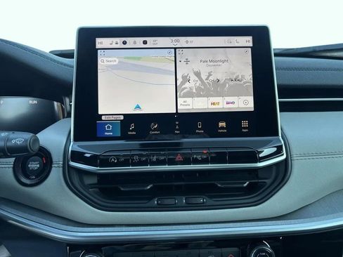 New 2026 Jeep Compass Limited w/ Sun, Sound & Navigation Group image 16