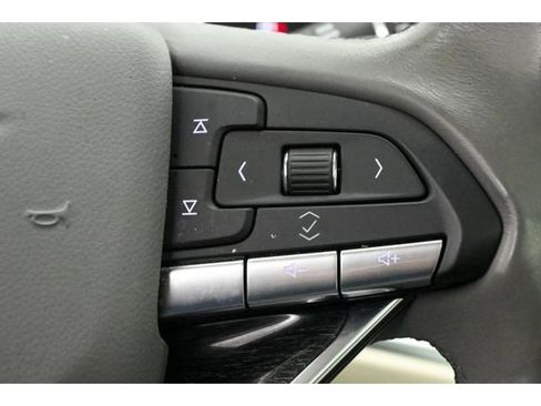 Used 2022 Cadillac XT6 Premium Luxury w/ Technology Package image 42