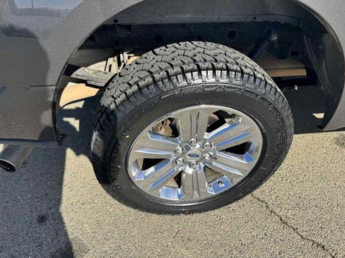 Used 2018 Ford F150 XLT w/ Equipment Group 301A Mid image 39