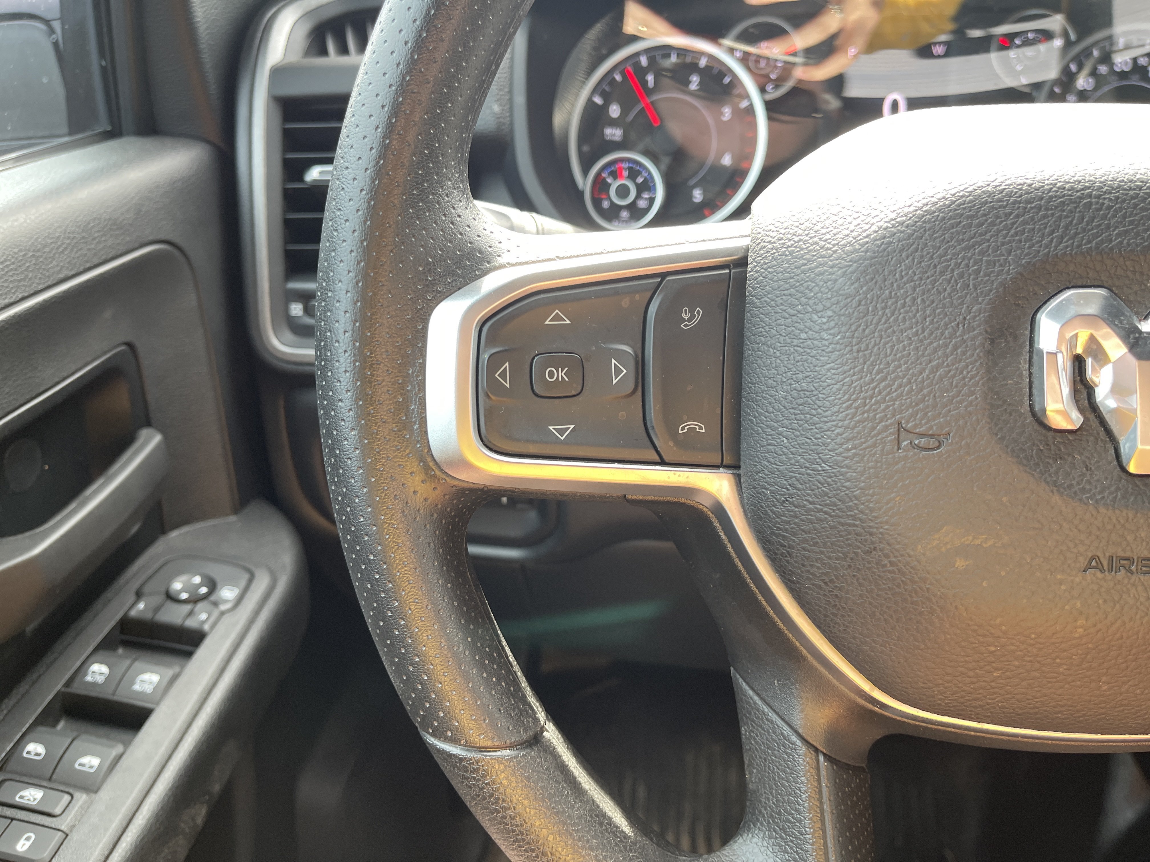 Used 2026 RAM 2500 Tradesman w/ Chrome Appearance Group AWD/4WD image 18