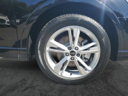 Used 2024 Audi Q3 2.0T Premium Plus w/ Premium Plus Package AWD/4WD image 6
