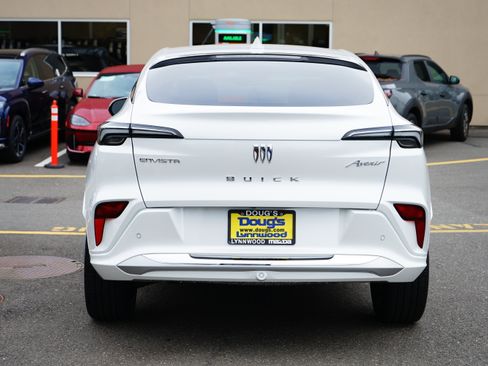 Used 2024 Buick Envista Avenir image 4