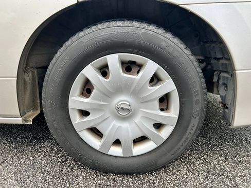 Used 2012 Nissan Quest S FWD image 12