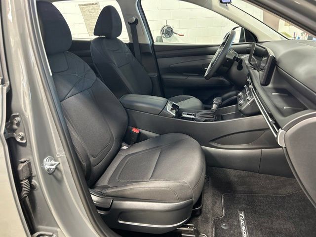 Used 2026 Hyundai Tucson SE AWD/4WD image 12