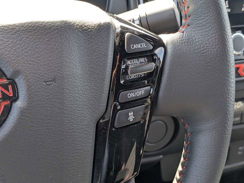 Used 2025 Nissan Frontier Pro-X w/ Pro Convenience Package RWD image 25