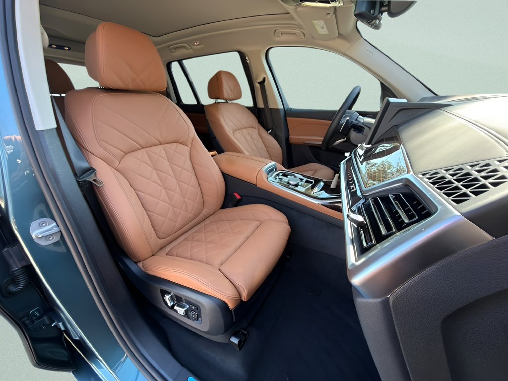 New 2027 BMW X7 xDrive40i AWD/4WD image 22