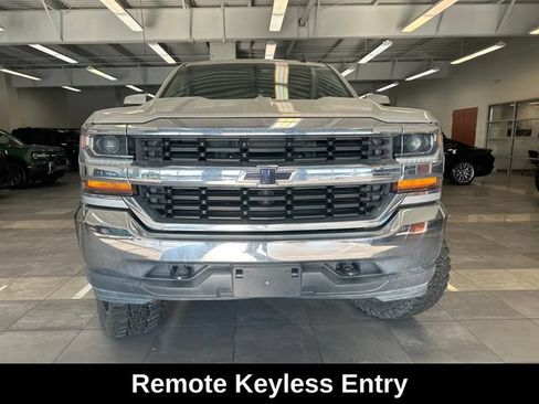 Used 2017 Chevrolet Silverado 1500 LT AWD/4WD image 15