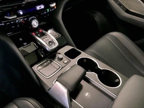 Used 2023 Acura MDX SH-AWD image 13