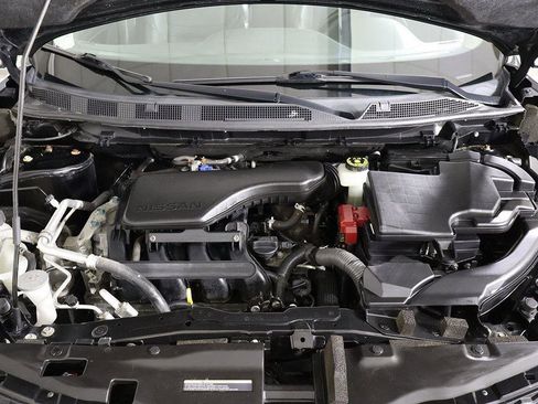 Used 2018 Nissan Rogue Sport SL w/ SL Premium Package image 19