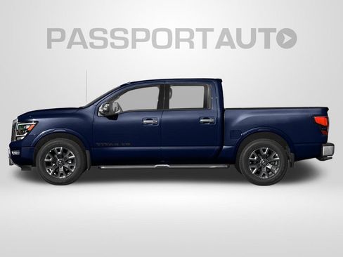 Used 2021 Nissan Titan Platinum Reserve w/ Moonroof Package RWD image 4
