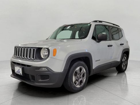 Used 2015 Jeep Renegade Sport w/ Power & Air Group image 13