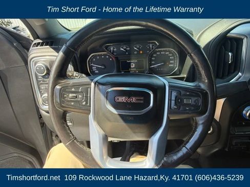 Used 2019 GMC Sierra 1500 Elevation w/ X31 Off-Road Package AWD/4WD image 17