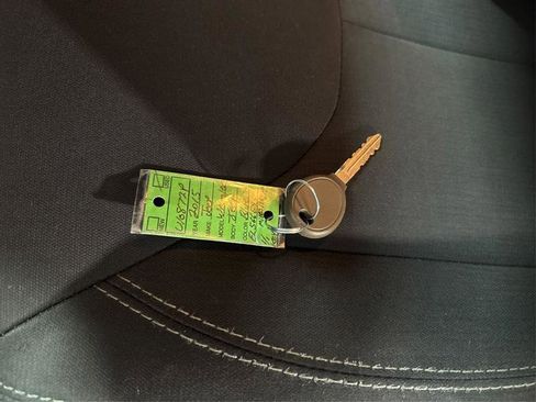 Used 2015 Jeep Wrangler Rubicon w/ Connectivity Group image 26