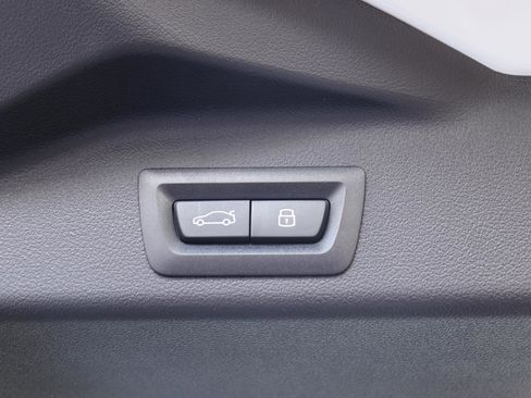 New 2026 BMW X5 xDrive50e w/ Climate Comfort Package image 22