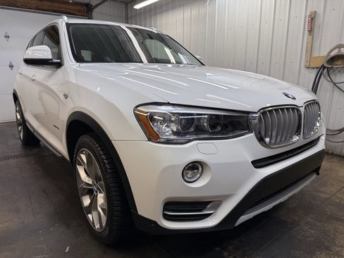 Used 2017 BMW X3 xDrive35i image 9