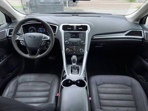 Used 2014 Ford Fusion SE image 15