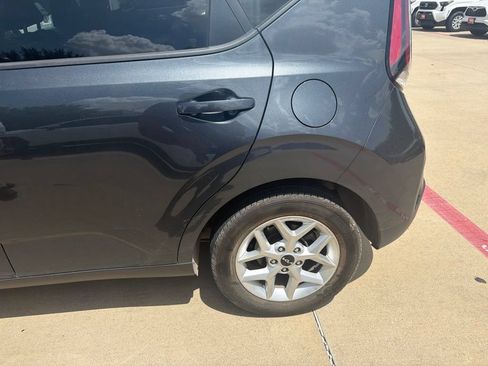 Used 2024 Kia Soul LX w/ Option Group 015 FWD image 8