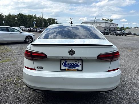Used 2020 Volkswagen Passat 2.0T R-Line FWD image 6