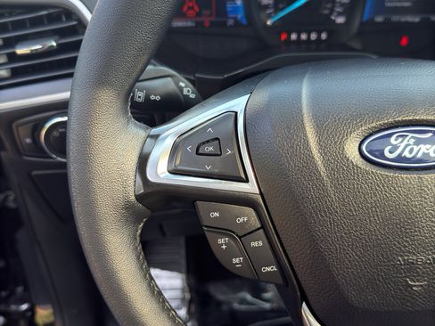 Used 2024 Ford Edge SEL w/ Convenience Package AWD/4WD image 15