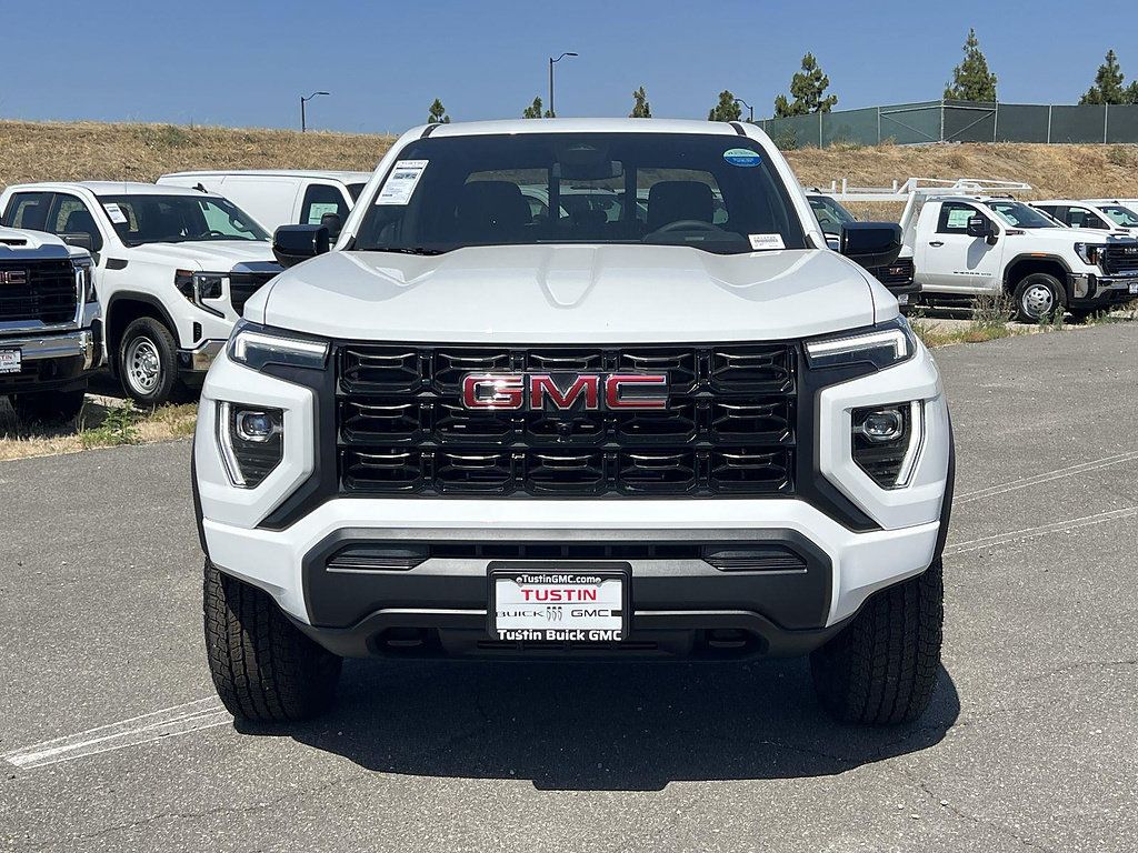 New 2026 GMC Canyon Elevation w/ Technology Package AWD/4WD image 8