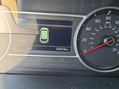 Certified 2023 Kia Sorento EX AWD/4WD image 4