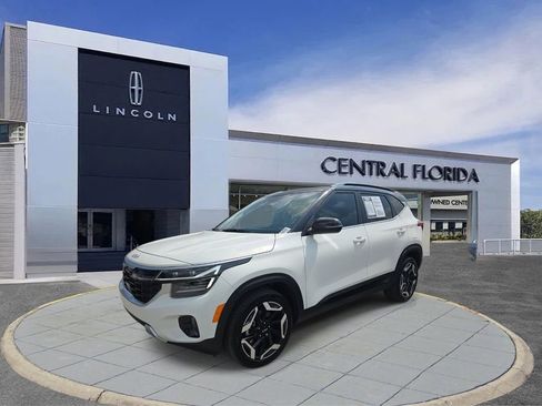 Used 2024 Kia Seltos SX AWD/4WD image 8