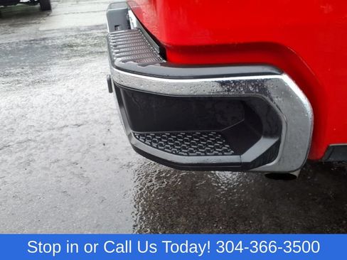 Used 2023 Chevrolet Silverado 1500 LT AWD/4WD image 12