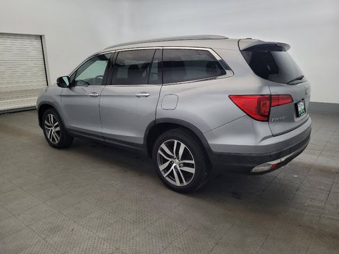 Used 2016 Honda Pilot Elite image 3