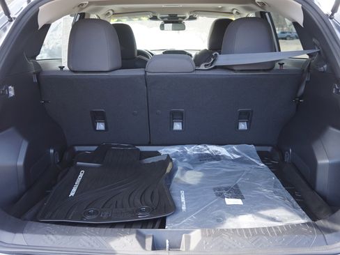 Used 2024 Subaru Crosstrek 2.0i Premium image 10