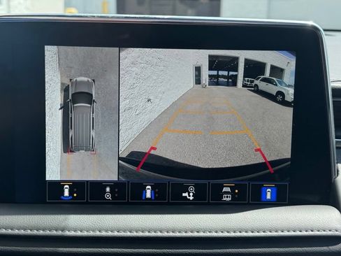 Used 2022 Chevrolet Tahoe LT w/ Luxury Package AWD/4WD image 26