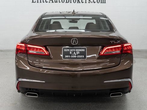 Used 2020 Acura TLX V6 w/ Technology Package FWD image 4