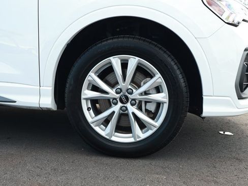 Used 2025 Audi Q3 2.0T Premium AWD/4WD image 5