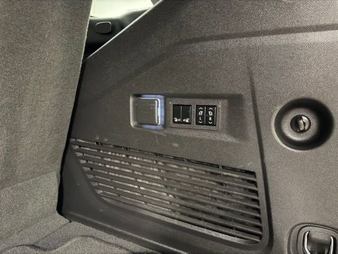 Used 2023 Chevrolet Tahoe RST image 19