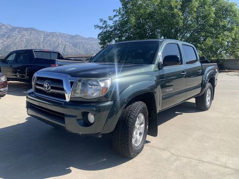 Used 2009 Toyota Tacoma 4x4 Double Cab image 2
